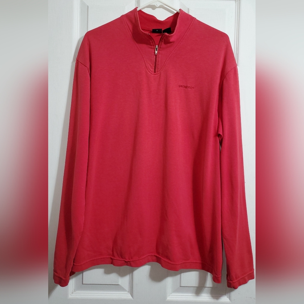 Patagonia Men Size L Pull Up Zipper